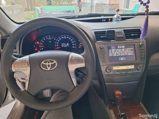 Toyota Camry 2011 · 2.5 AT