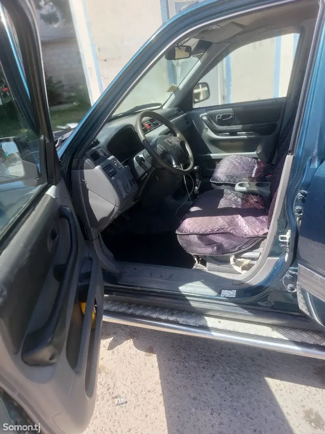 Honda CR-V 1998 · 2.0 MT