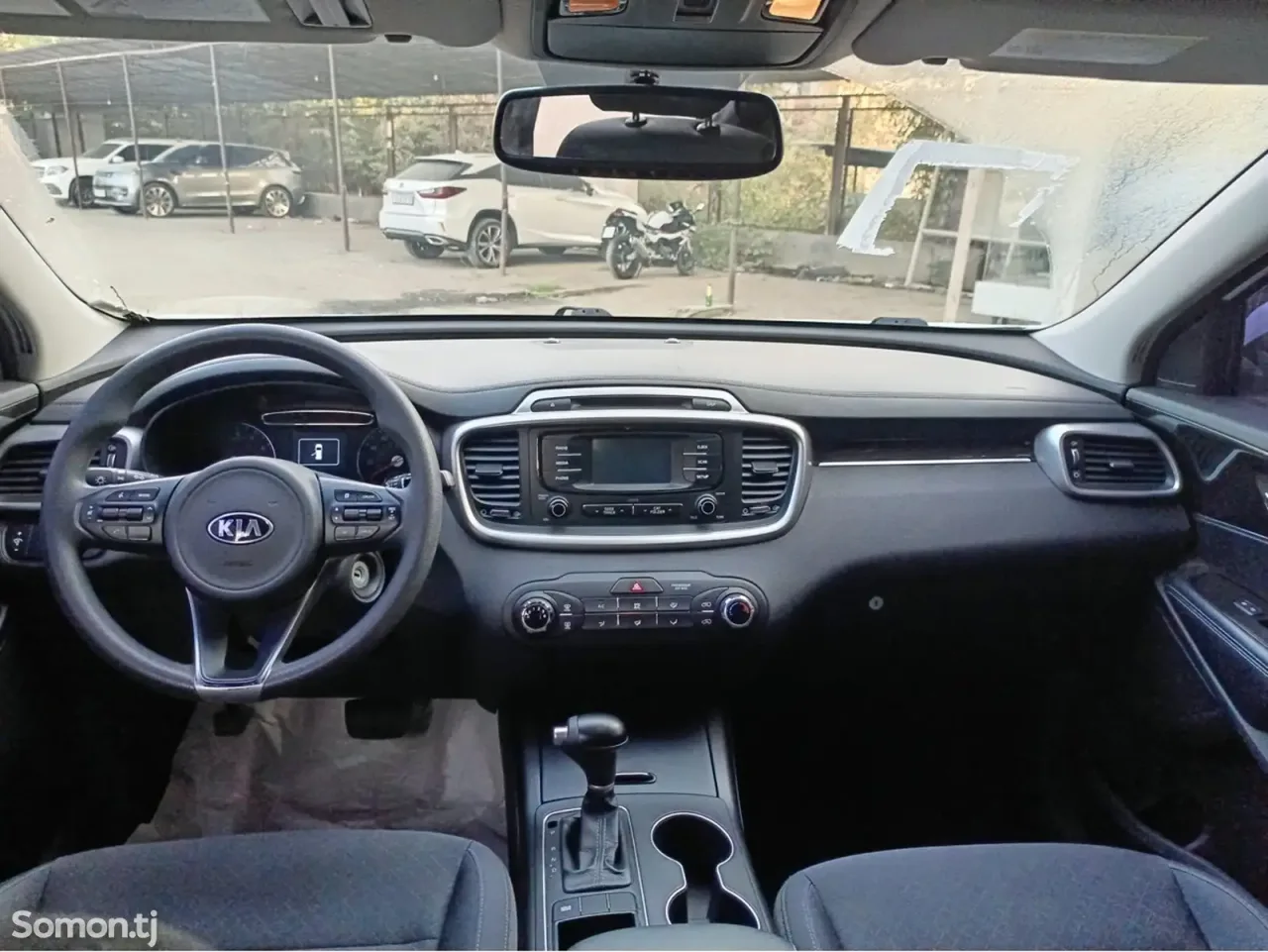 Kia Sorento 2017 · 3.3 AT