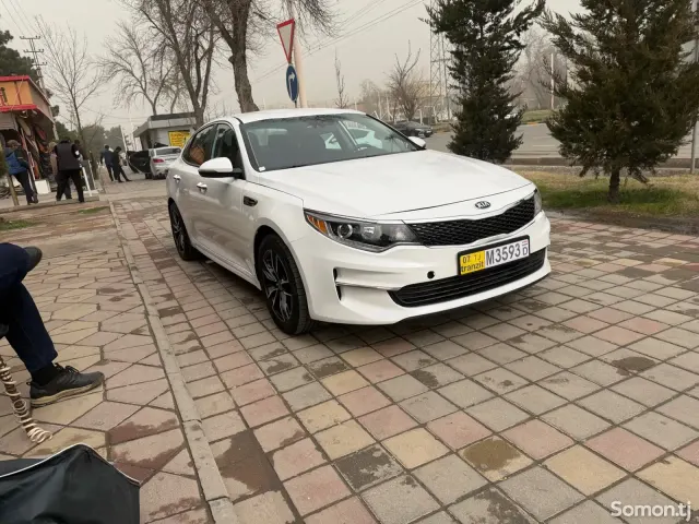 Kia Optima 2017 · 2.4 AT