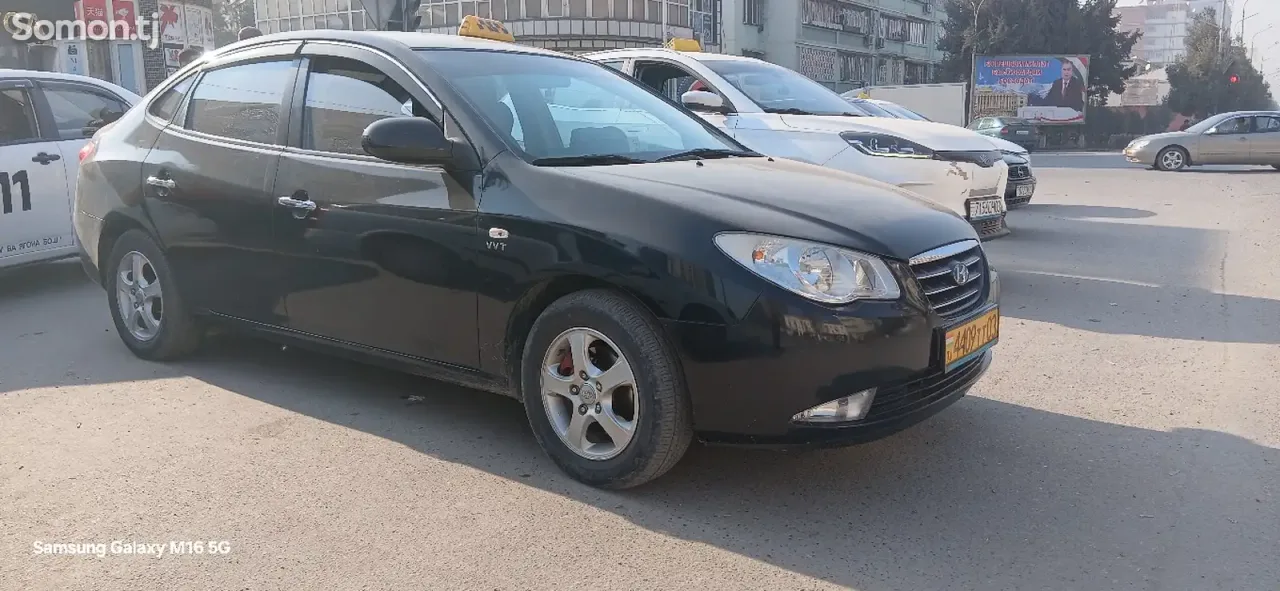 Hyundai Avante 2009 · 1.6 AT