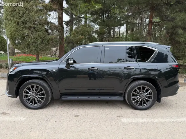 Lexus LX series 2024 · 3.5 AT
