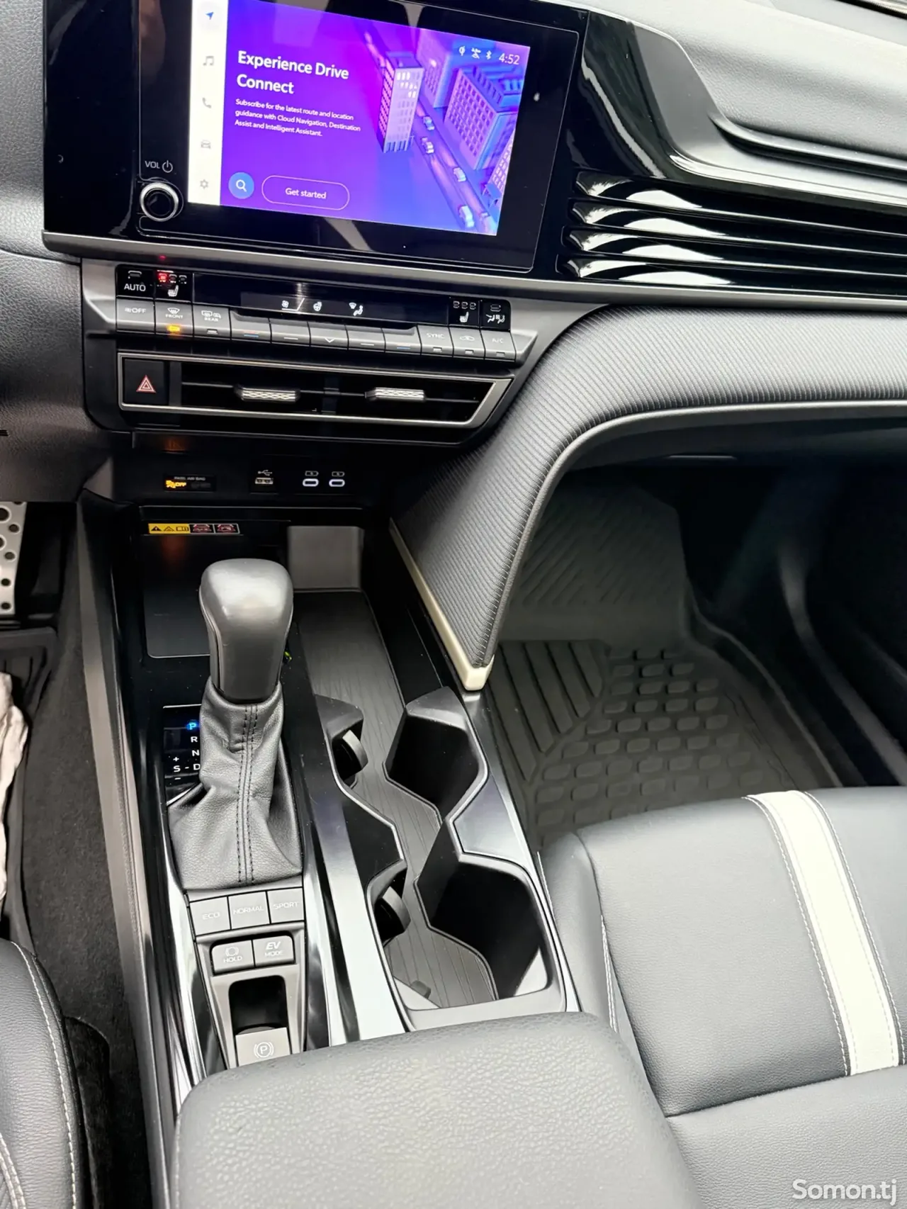 Toyota Camry 2025 · 2.5 CVT
