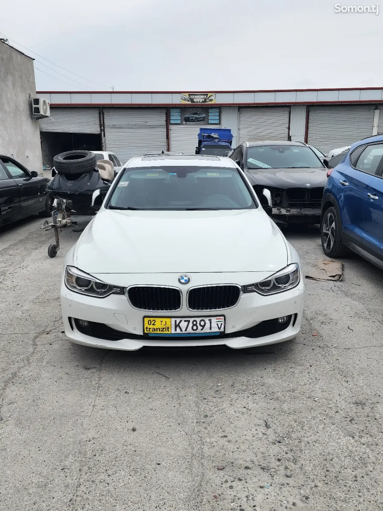 BMW 3 series 2012 · 2.0 AT