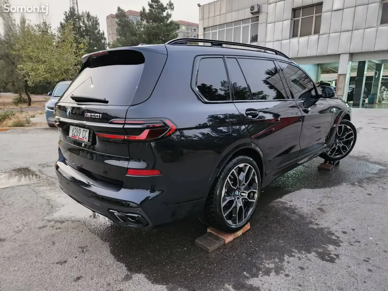 BMW X7 2025 · 4.0 AT