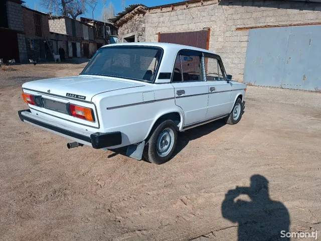 Lada (ВАЗ) 2106 2001 · 1.6 MT