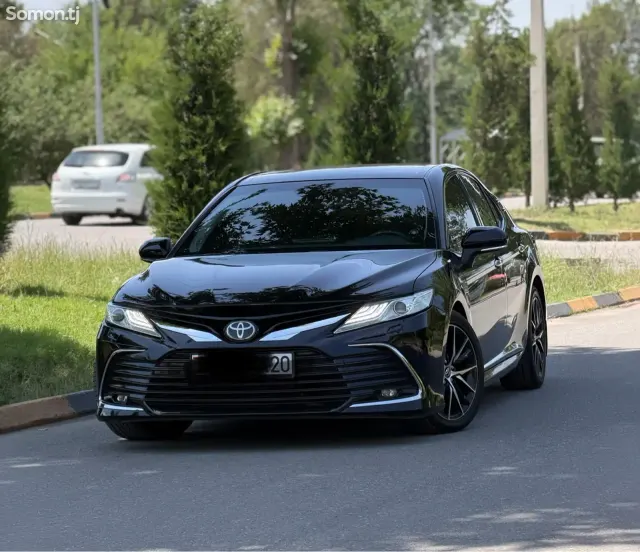 Toyota Camry 2019 · 3.5 AT
