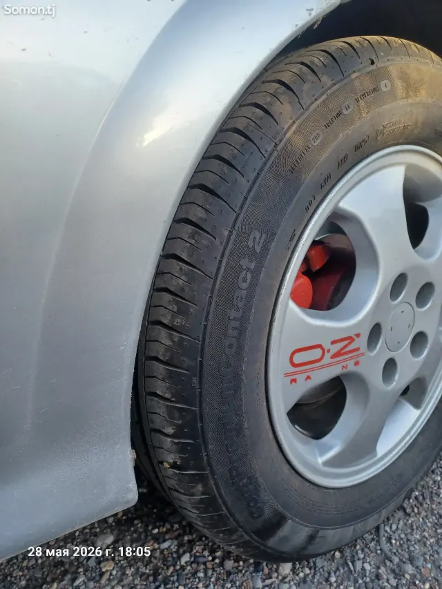 Opel Vectra B 2000 · 1.6 MT
