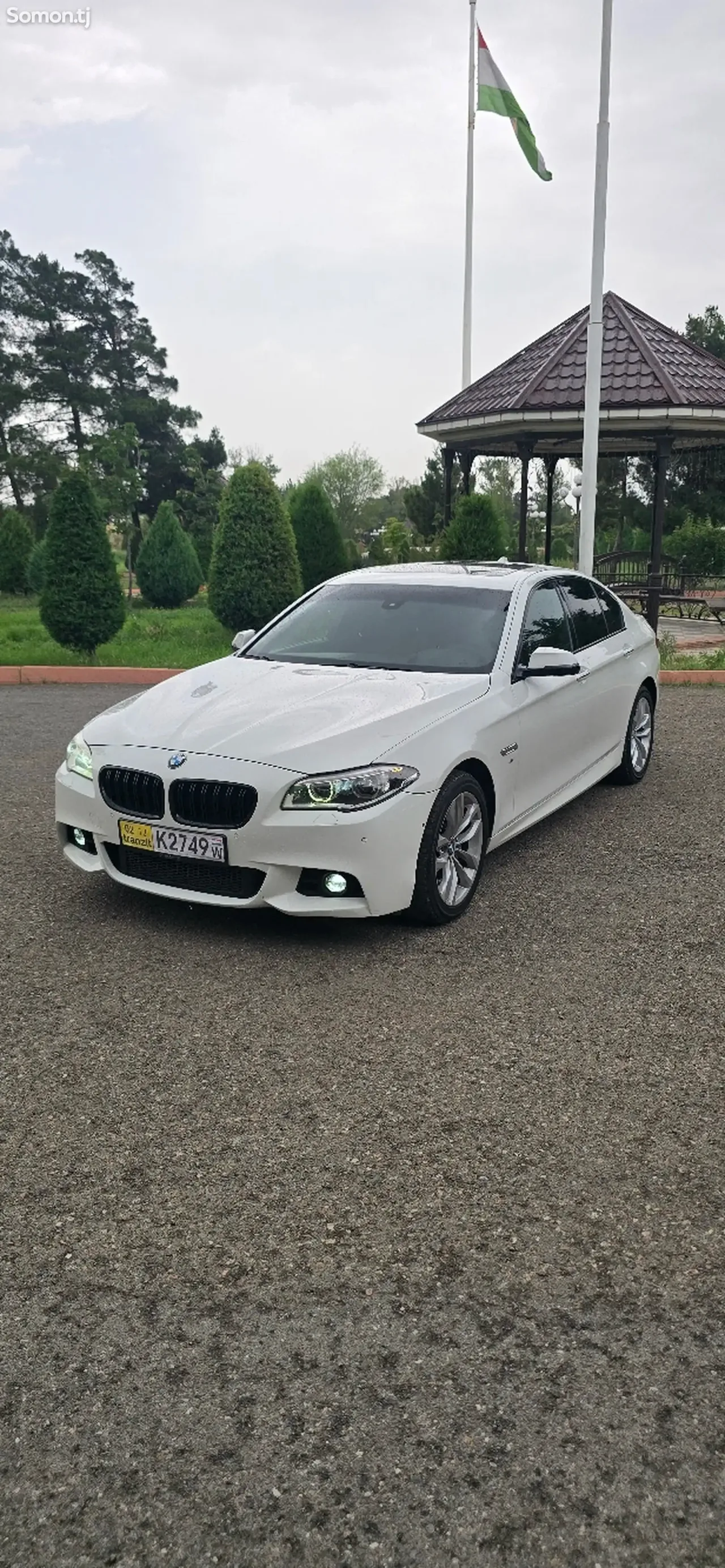BMW 5 series 2014 · 3.0 AT