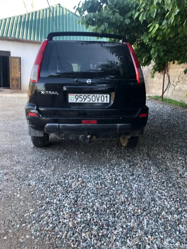 Nissan X-Trail 2002 · 2.0 MT