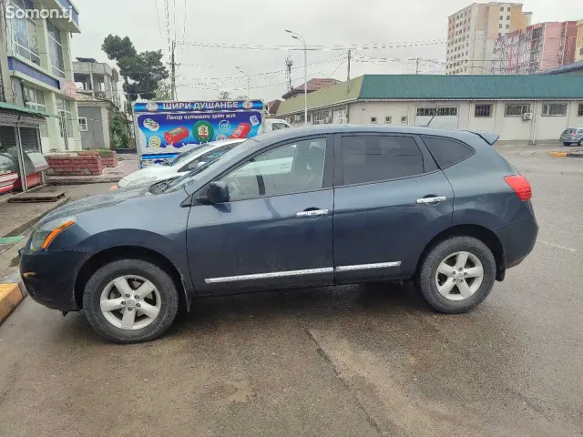 Nissan Rogue 2014 · 2.5 AT