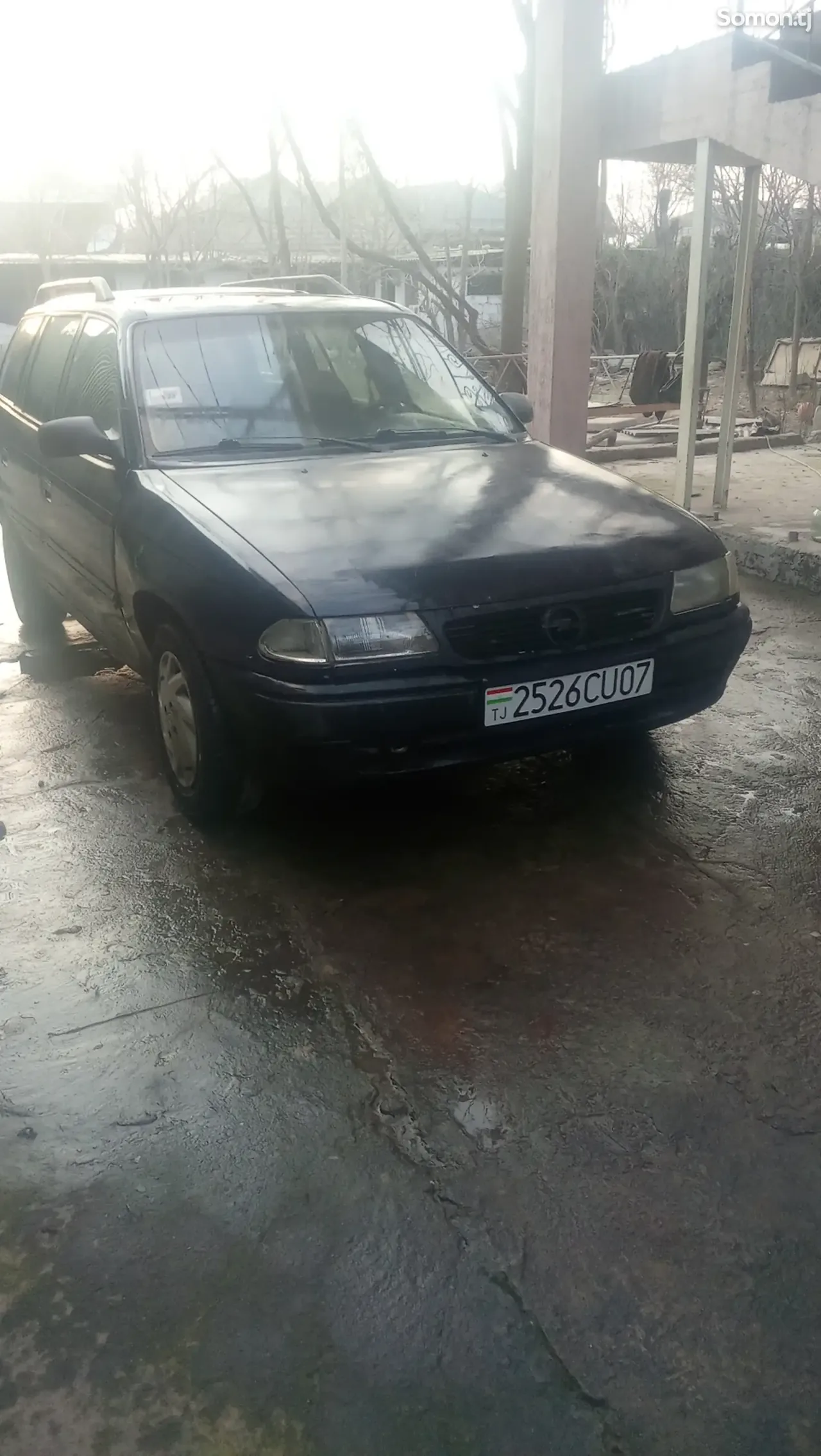 Opel Astra F 1993 · 1.6 MT