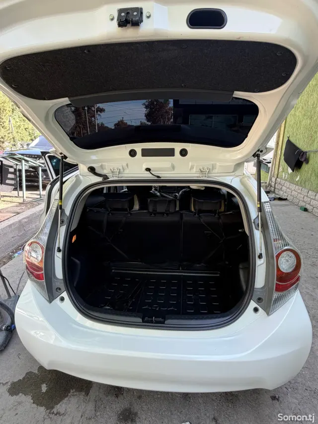Toyota Aqua 2014 · 1.5 AT