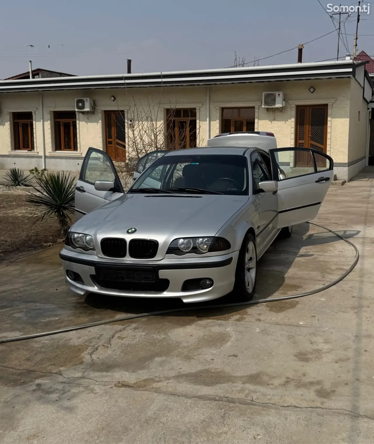 BMW 3 series 2000 · 1.8 MT