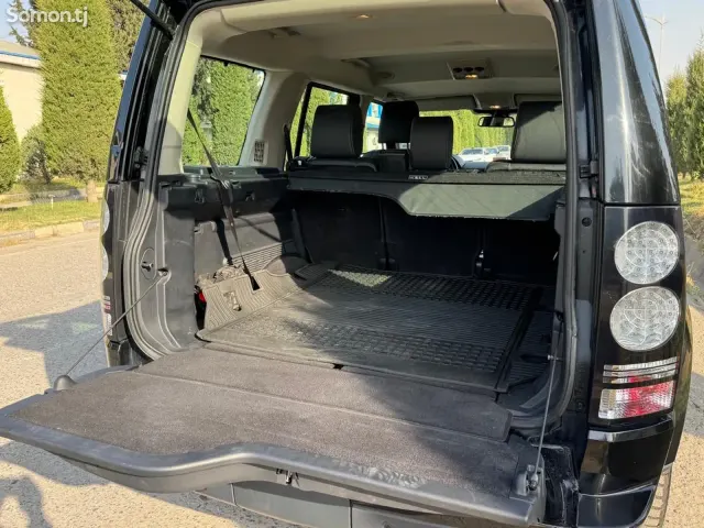 Land Rover Discovery 2015 · 3.0 AT