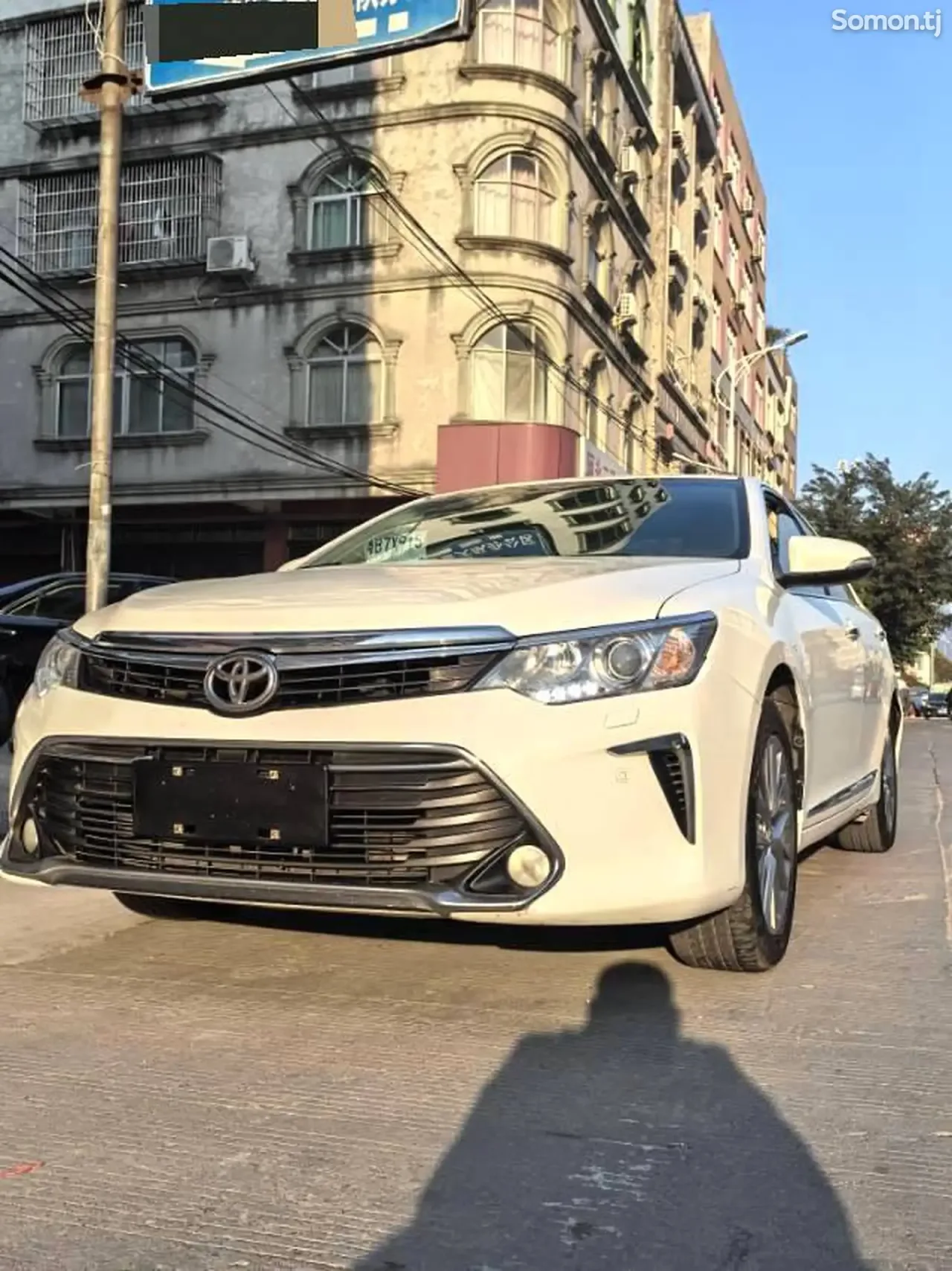 Toyota Camry 2016 · 2.5 AT