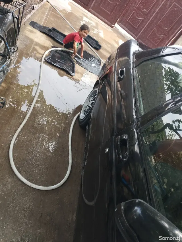 Lada (ВАЗ) Priora 2010 · 1.7 MT
