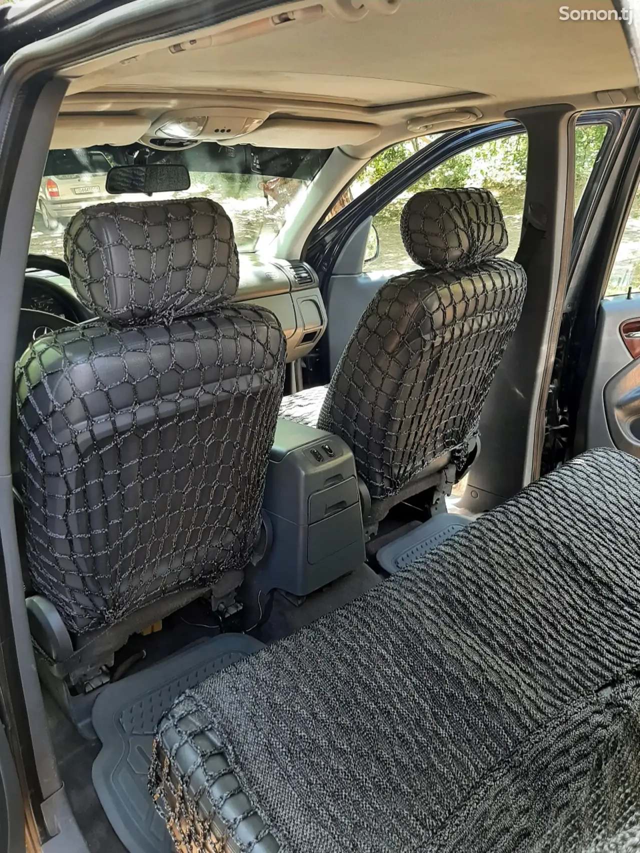 Mercedes-Benz ML class 2000 · 2.4 AT