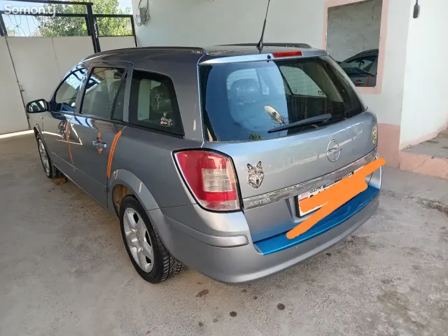 Opel Astra H 2008 · 1.8 AT
