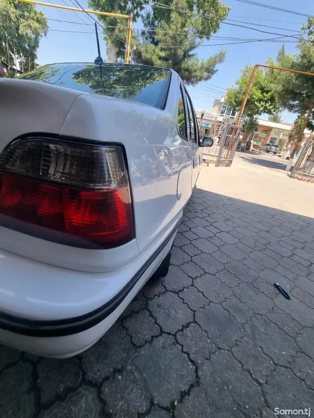 Daewoo Nexia 1996 · 1.6 MT
