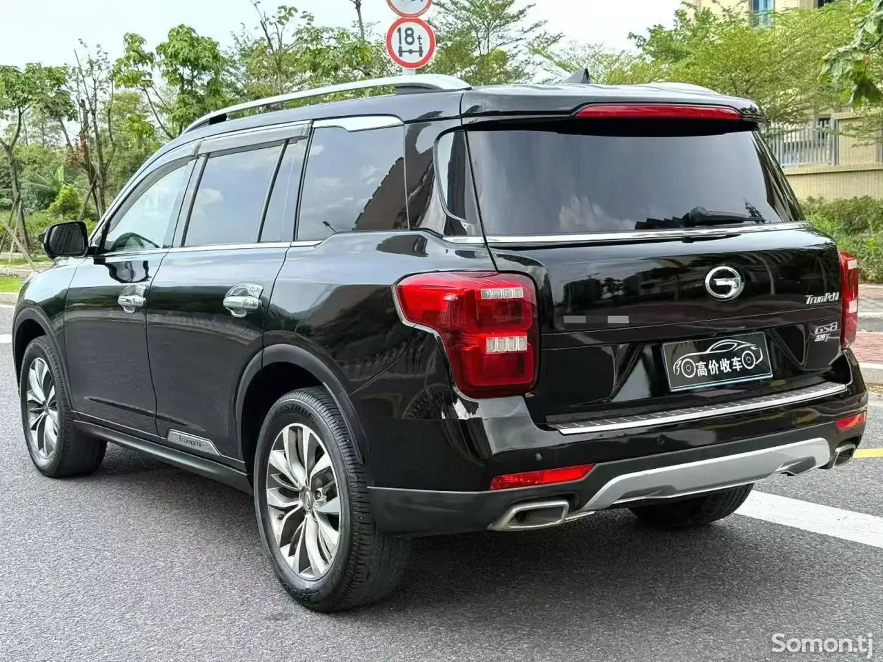GAC Trumpchi GS8 2017 · 2.0 AT