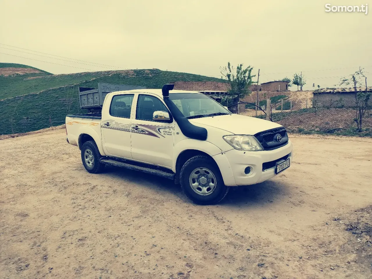 Toyota Hilux 2011 · 2.7 AT