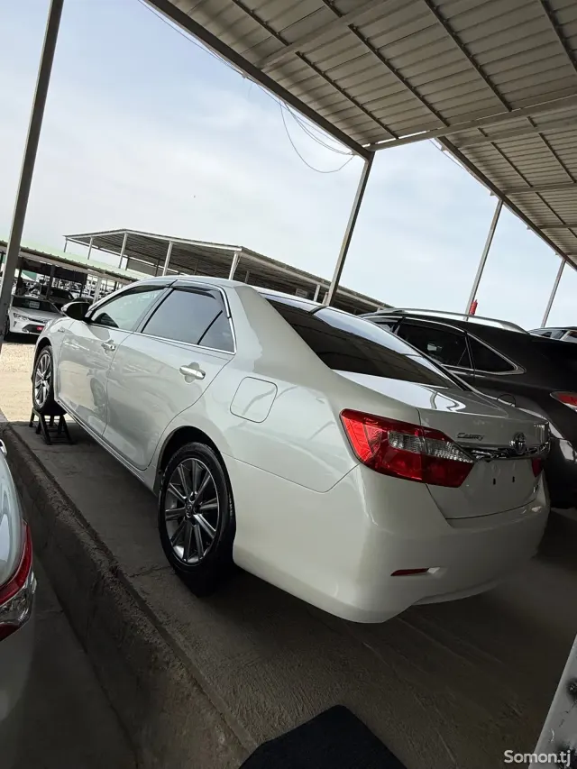 Toyota Camry 2014 · 2.5 AT