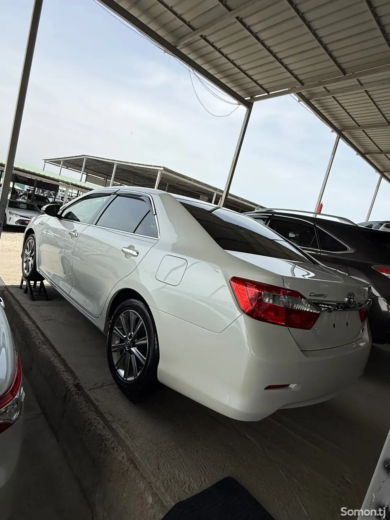 Toyota Camry 2014 · 2.5 AT