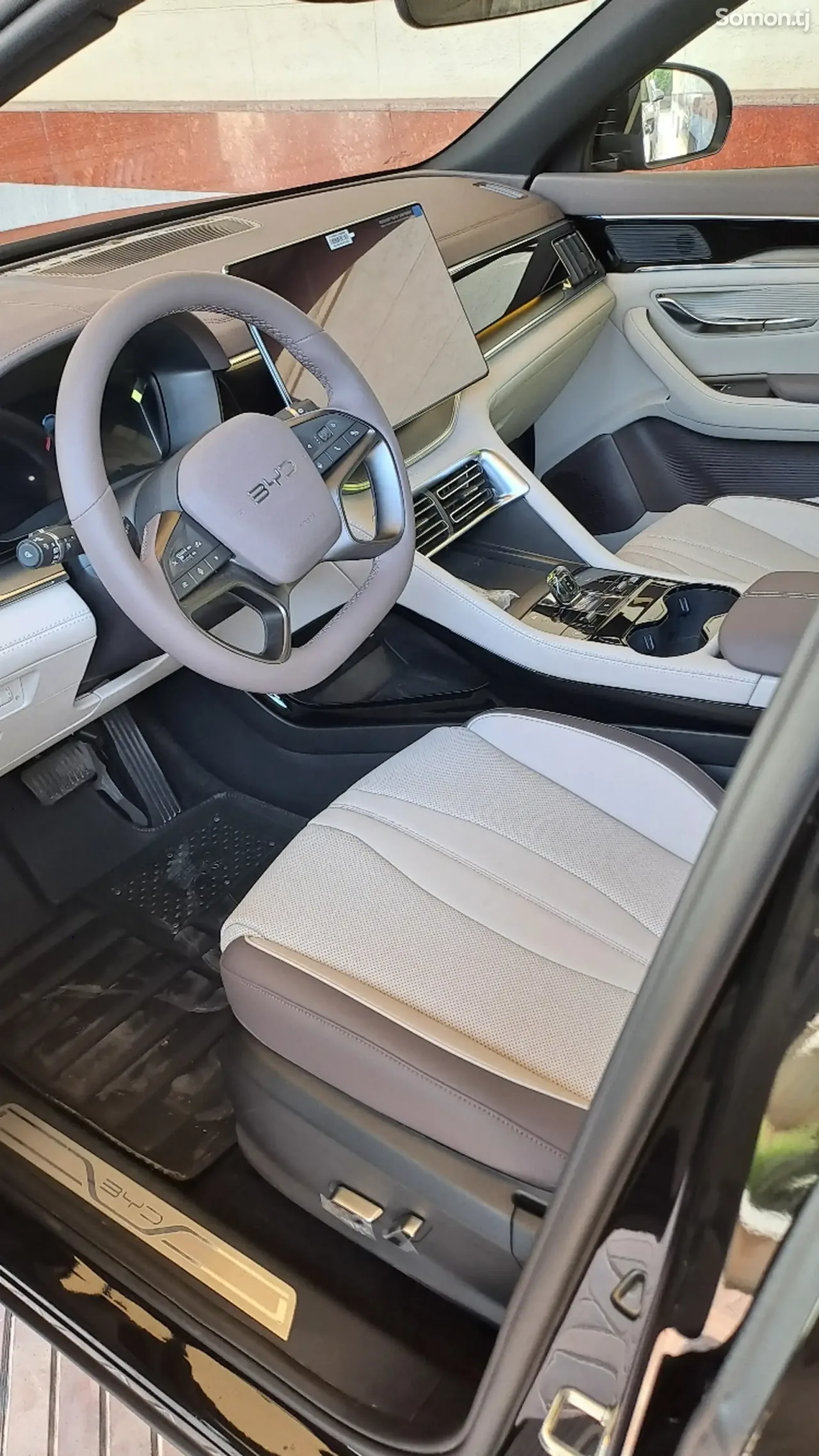 BYD Song Plus 2025 · AMT