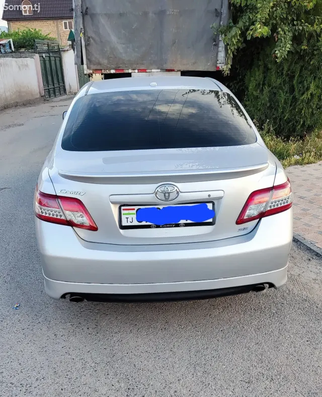 Toyota Camry 2010 · 2.5 AT