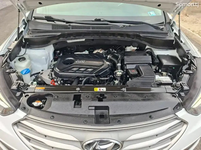 Hyundai Santa Fe 2016 · 2.0 AT