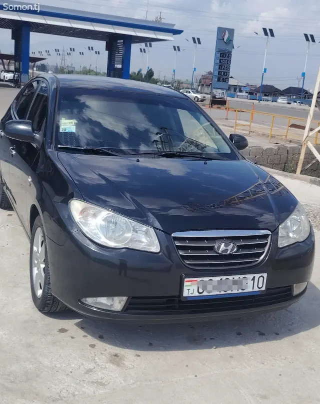 Hyundai Avante 2009 · 1.6 AT