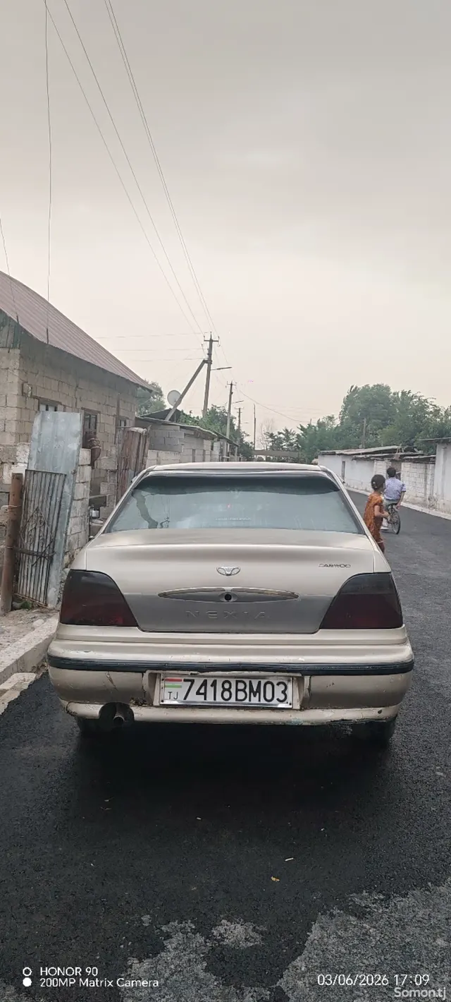 Daewoo Nexia 1996 · 1.6 MT