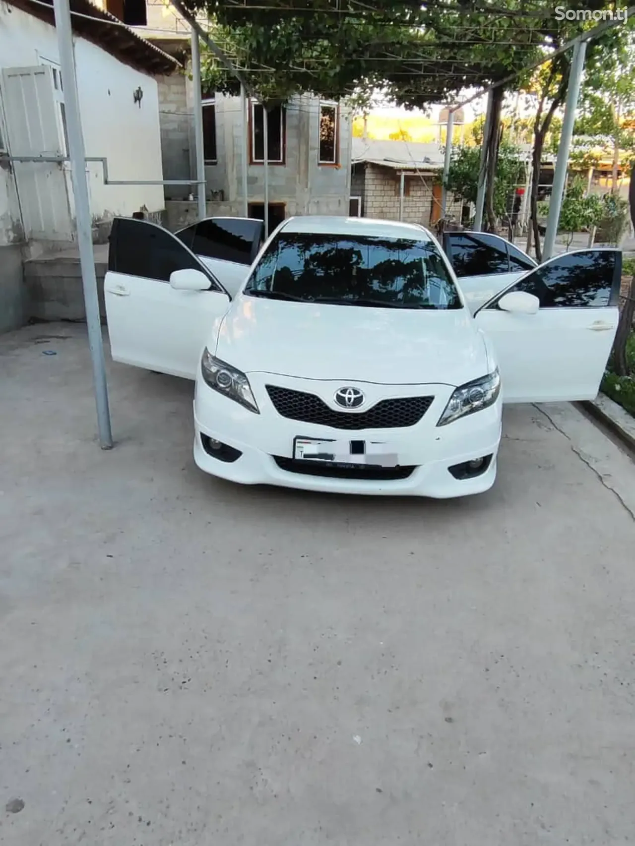 Toyota Camry 2010 · 2.5 AT
