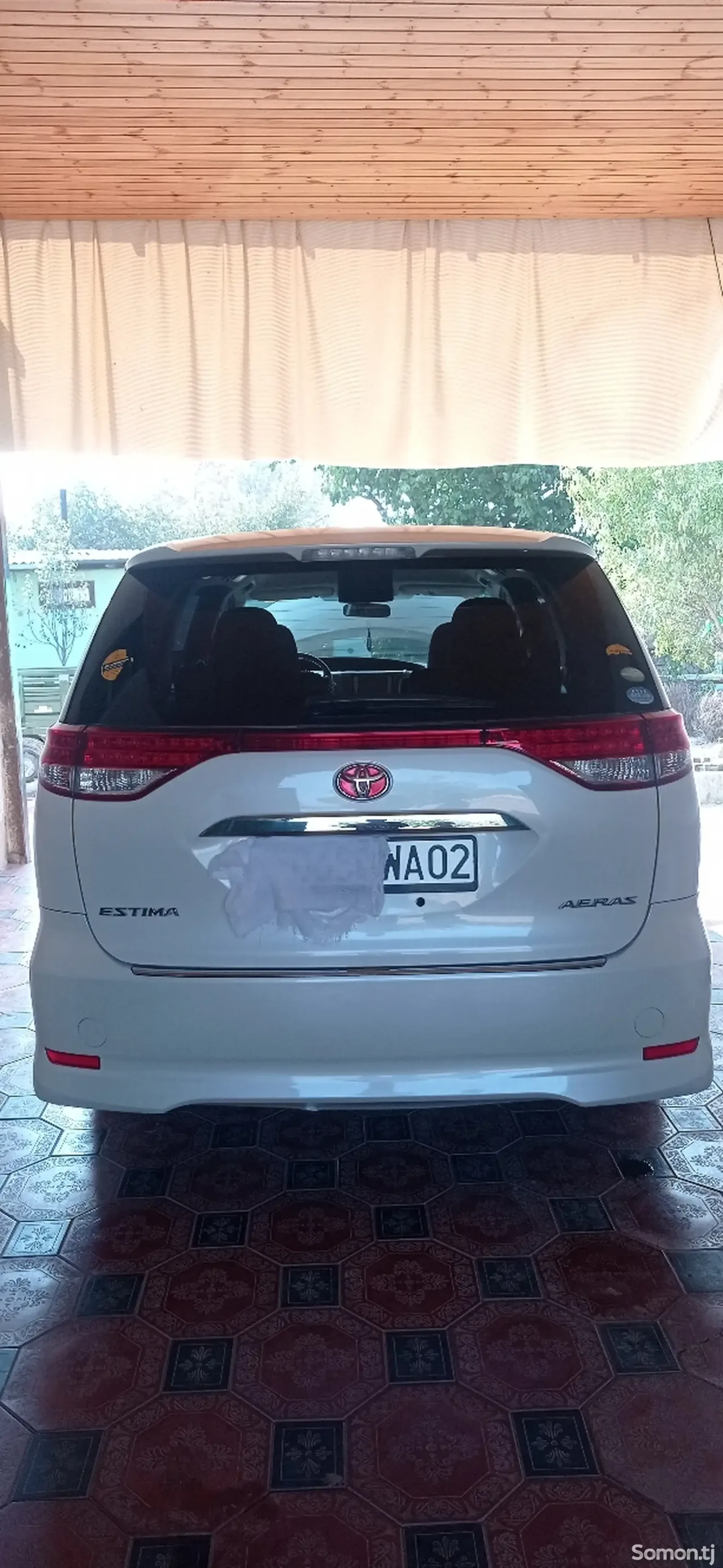 Toyota Estima 2009 · 2.4 AT