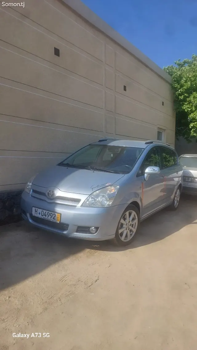 Toyota Corolla Verso 2006 · 1.8 MT