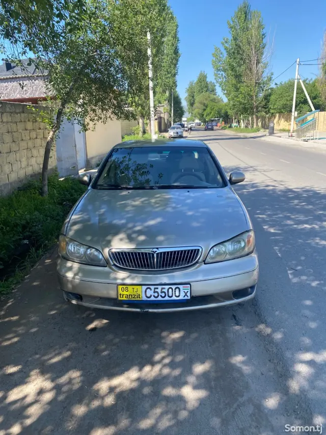 Nissan Maxima 2003 · 2.5 MT