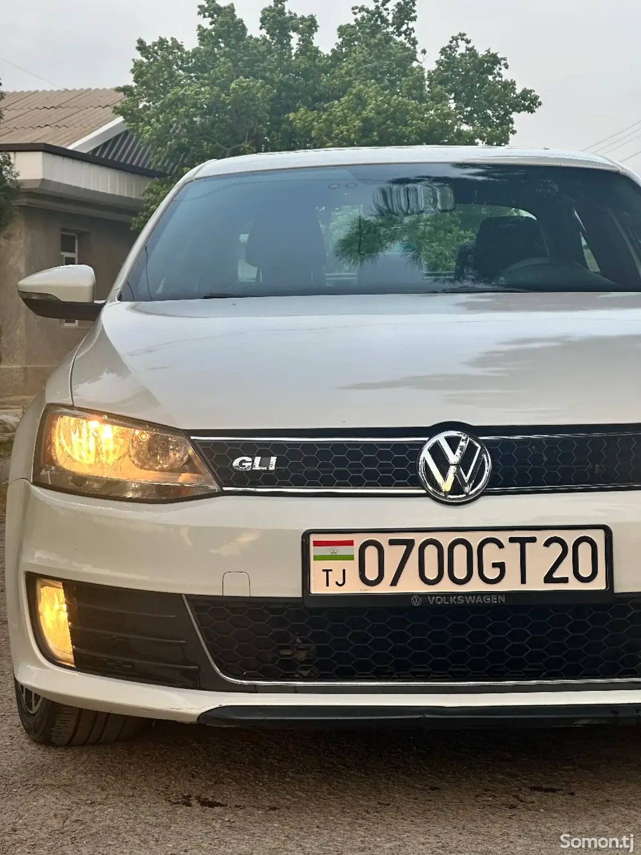 Volkswagen Jetta 2012 · 2.0 AT