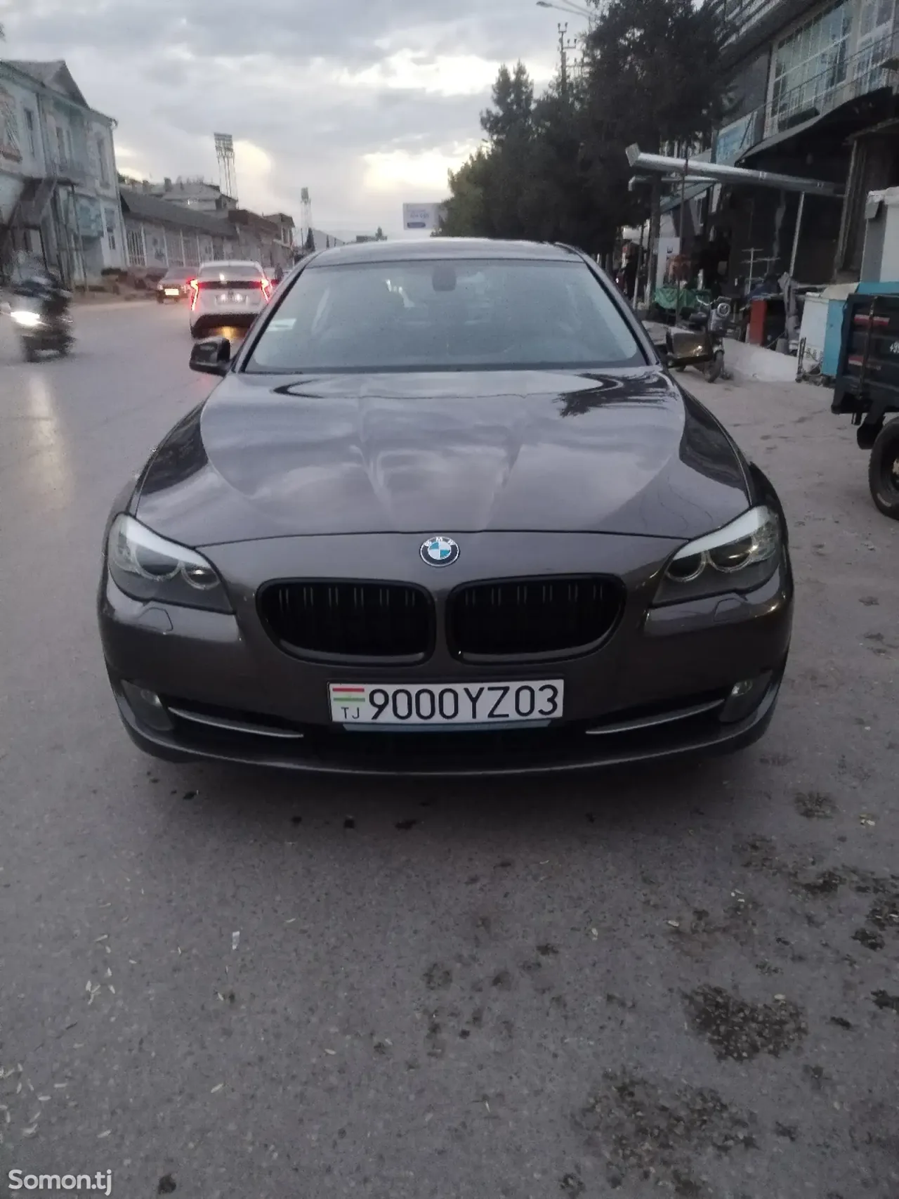 BMW 5 series 2011 · 3.0 AT