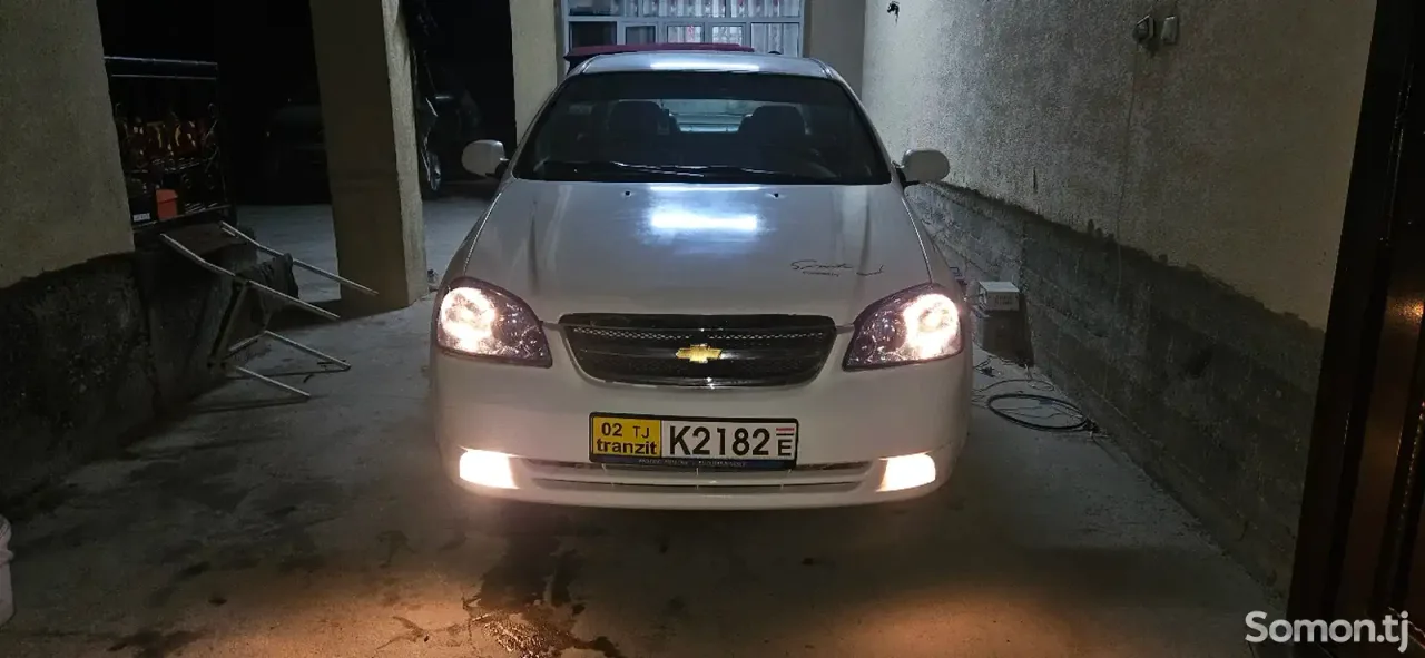 Chevrolet Lacetti 2008 · 1.6 AT