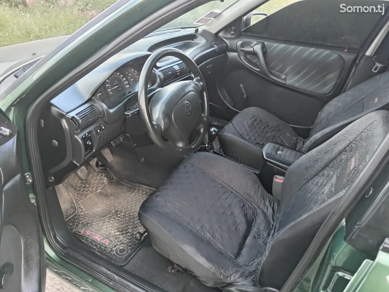 Opel Astra F 1997 · 1.6 MT