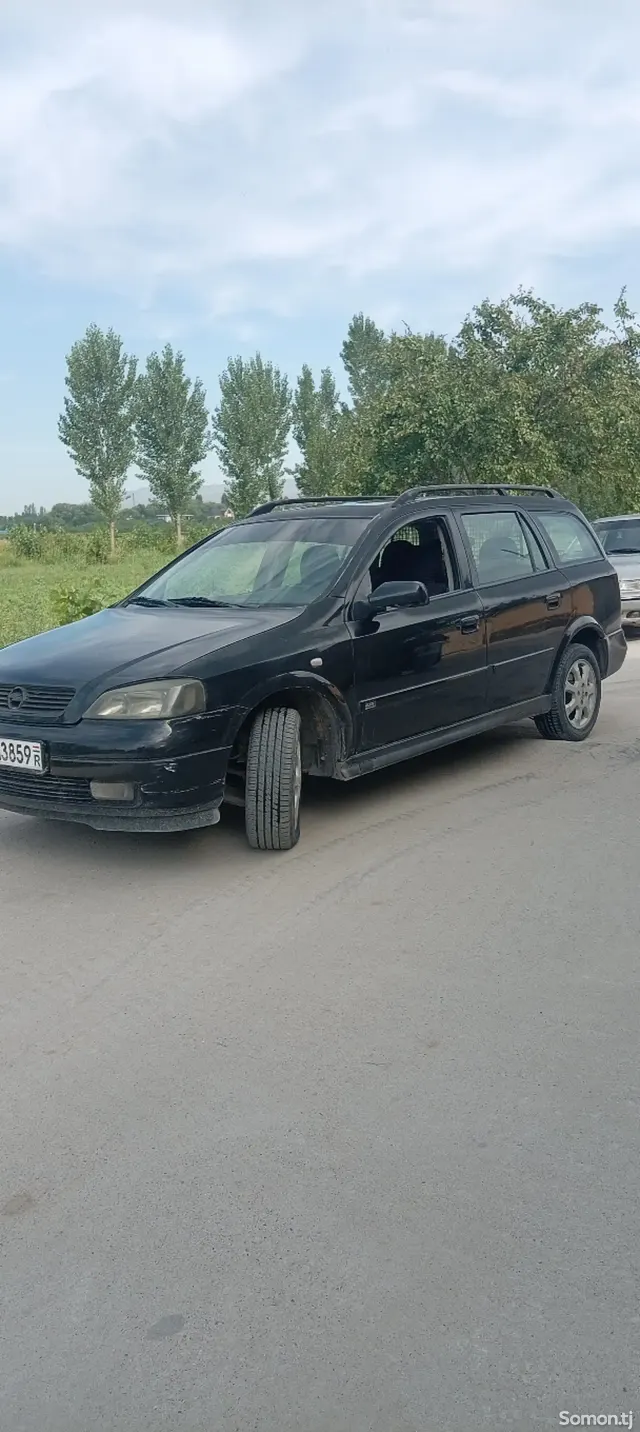 Opel Astra G 1999 · 1.6 MT