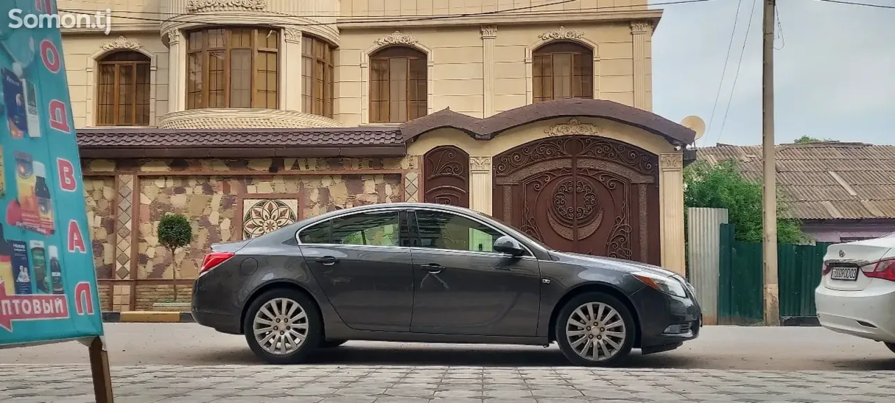 Opel Insignia 2012 · 2.4 AT