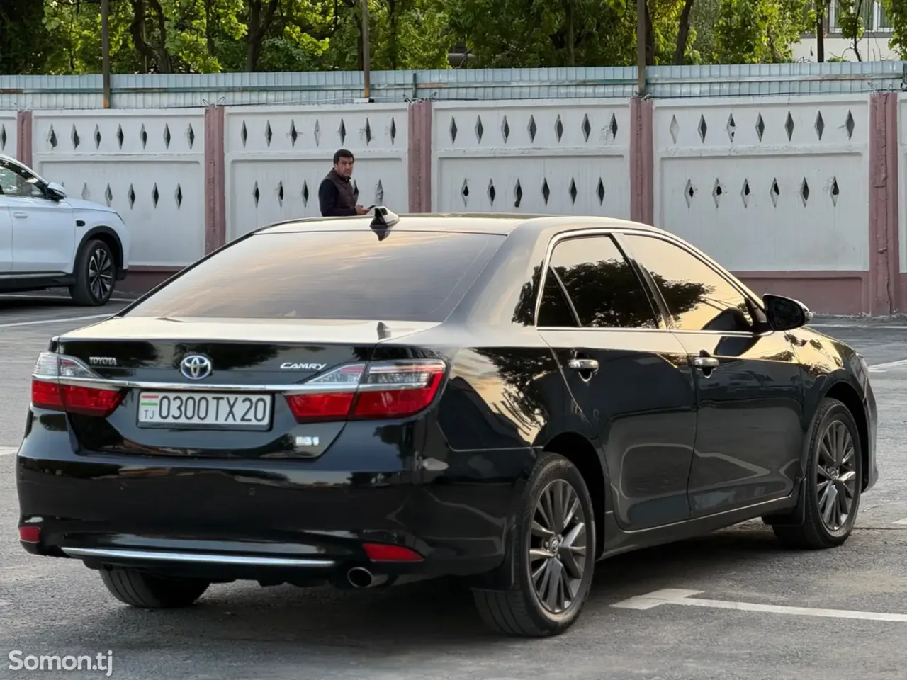 Toyota Camry 2017 · 2.5 AT