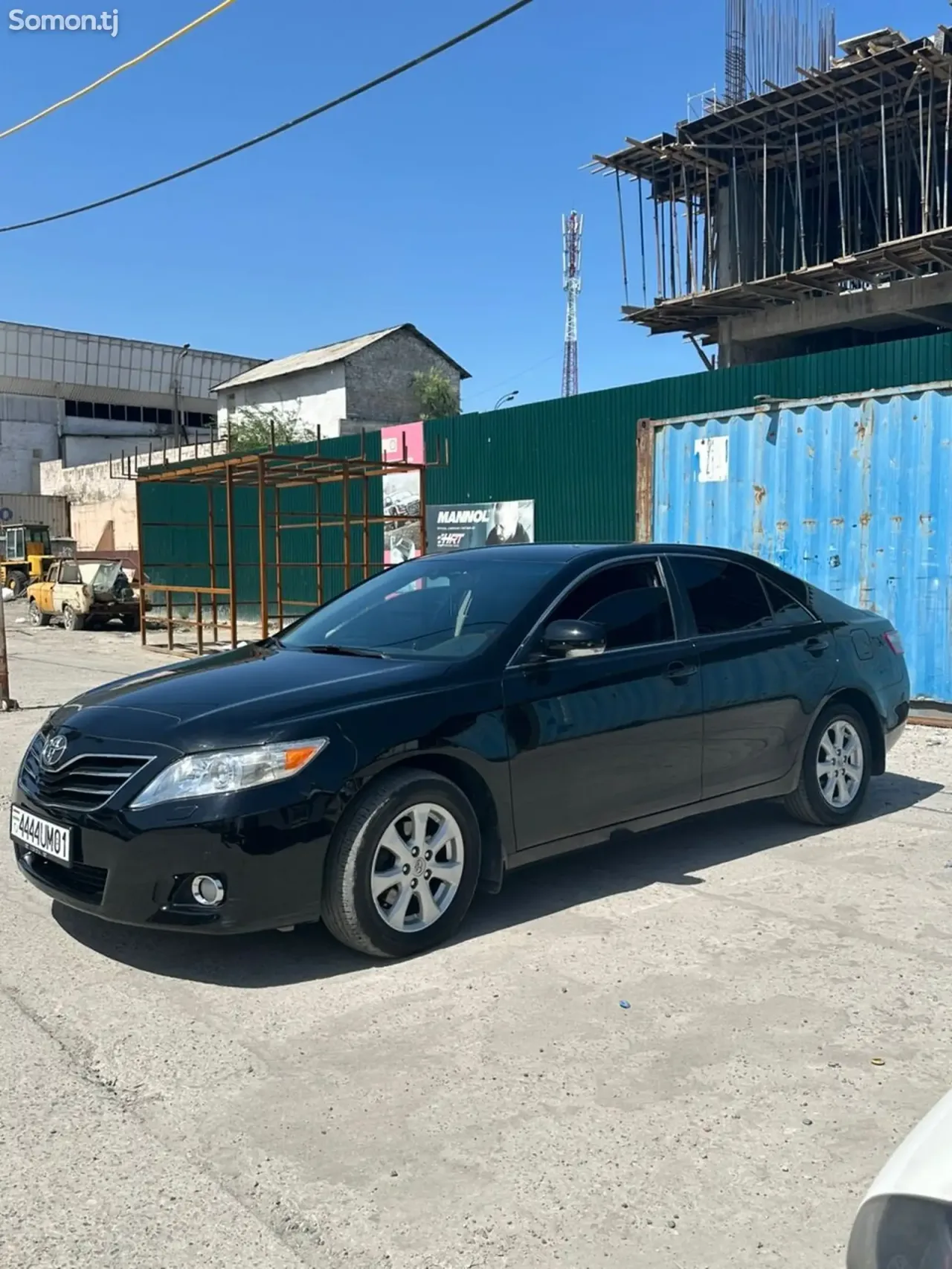 Toyota Camry 2011 · 2.4 AT