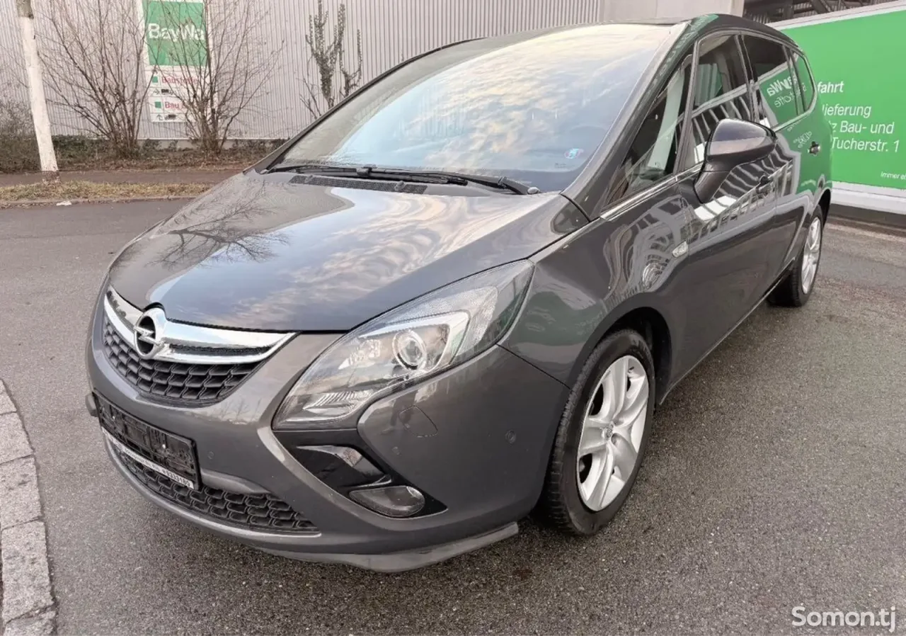 Opel Zafira 2015 · 1.6 AT