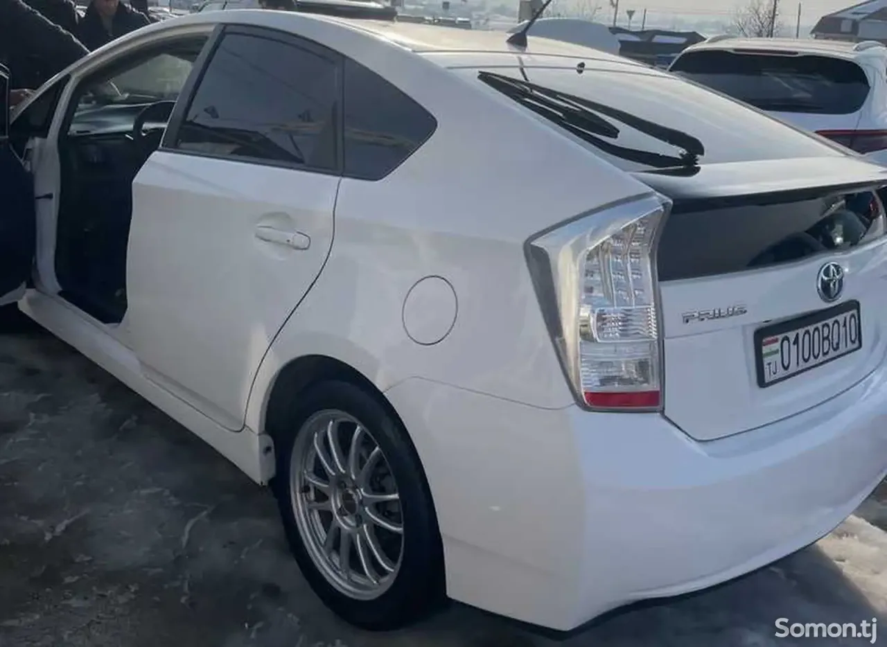 Toyota Prius 2009 · 1.8 AMT