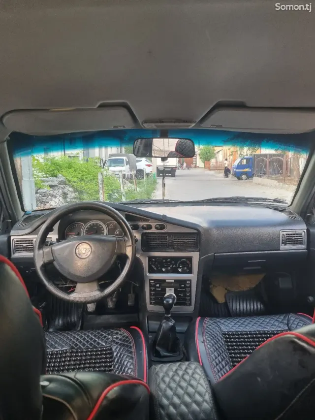 Daewoo Nexia 2011 · 1.5 MT