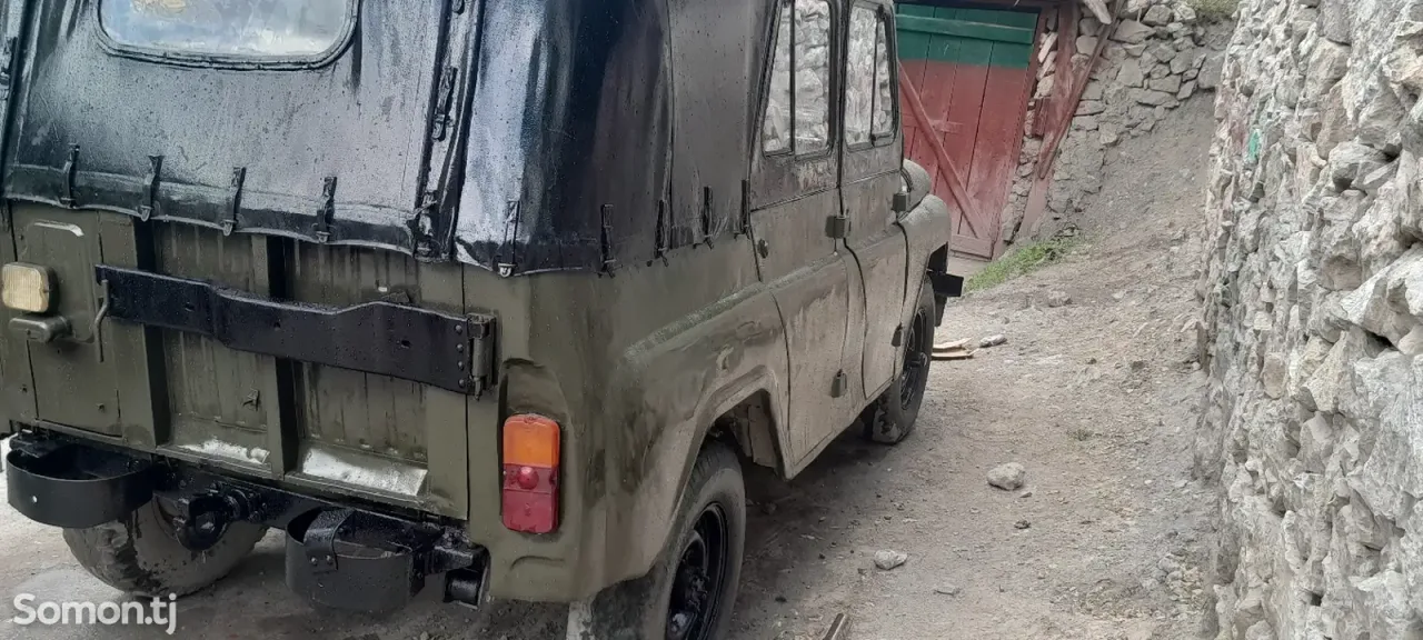 УАЗ 469 1986 · 2.3 MT