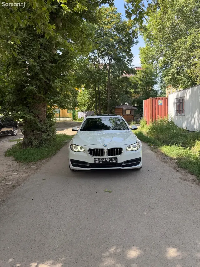 BMW 5 series 2015 · 2.0 AT
